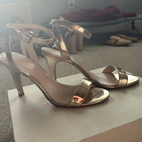 Nine West Two Piece Ankle Strap Gold heels - Picture 2 of 7